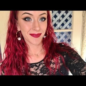 Meet your Posher, Carolyn